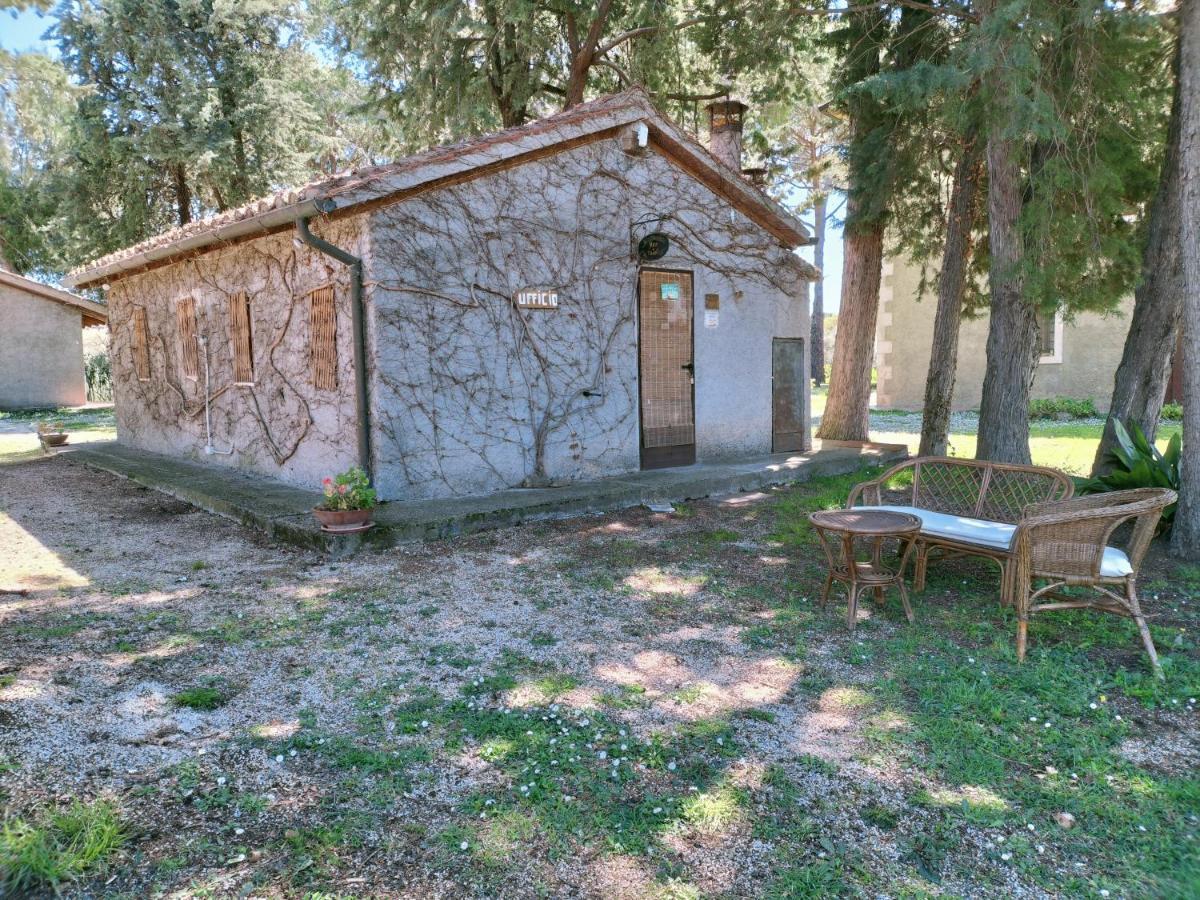 Agriturismo Bio Pian Dei Casali Saturnia Bagian luar foto