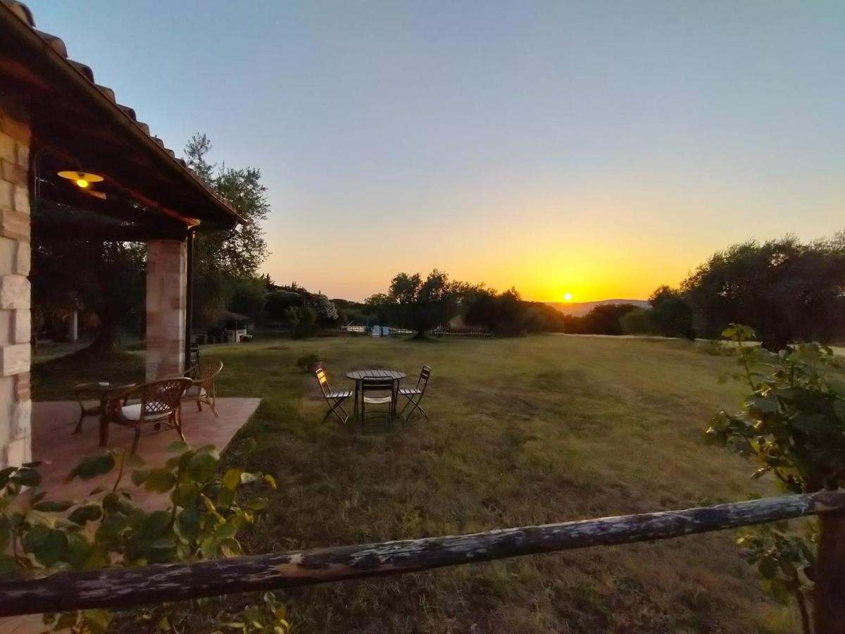 Agriturismo Bio Pian Dei Casali Saturnia Bagian luar foto
